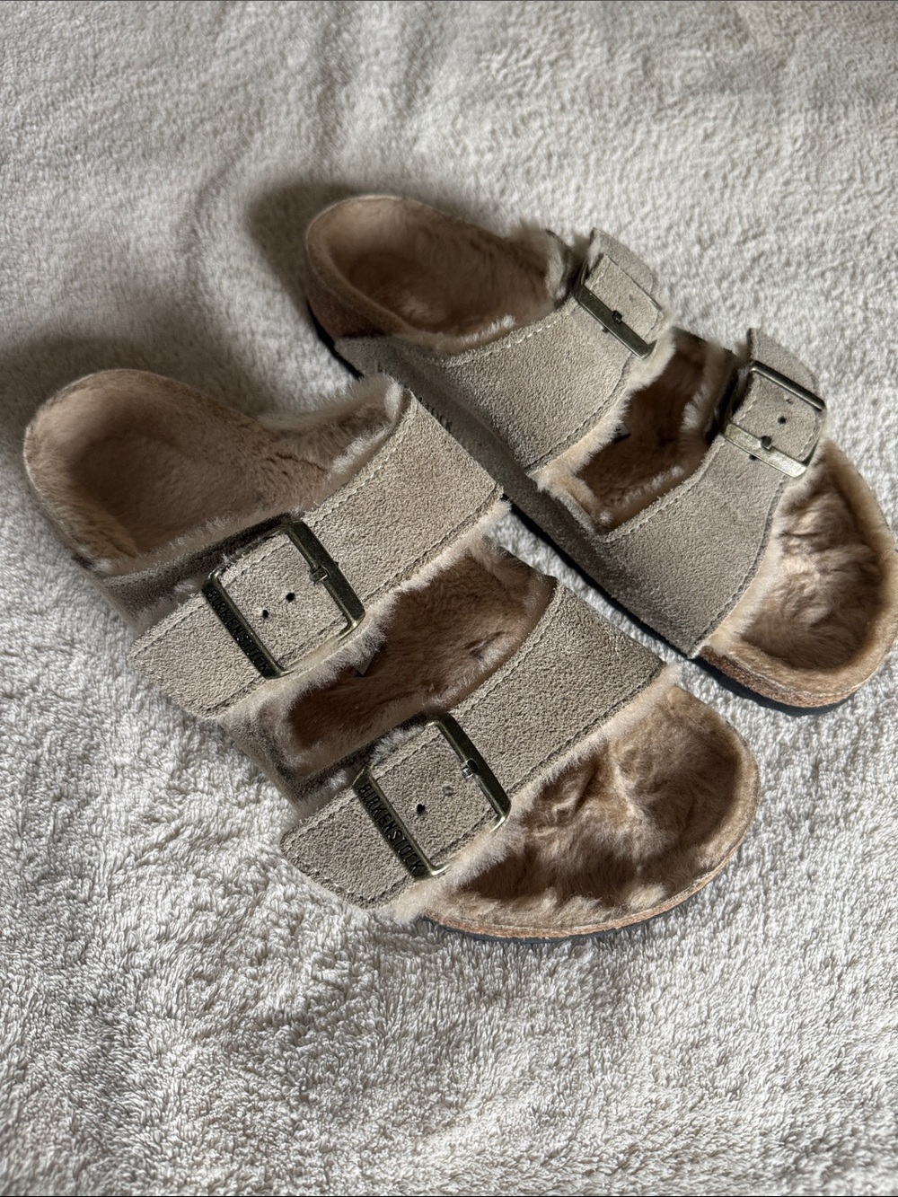 Birkenstock Arizona Shearling Suede Sandals. Taupe. Size 9 US EU 40 - Picture 2 of 3